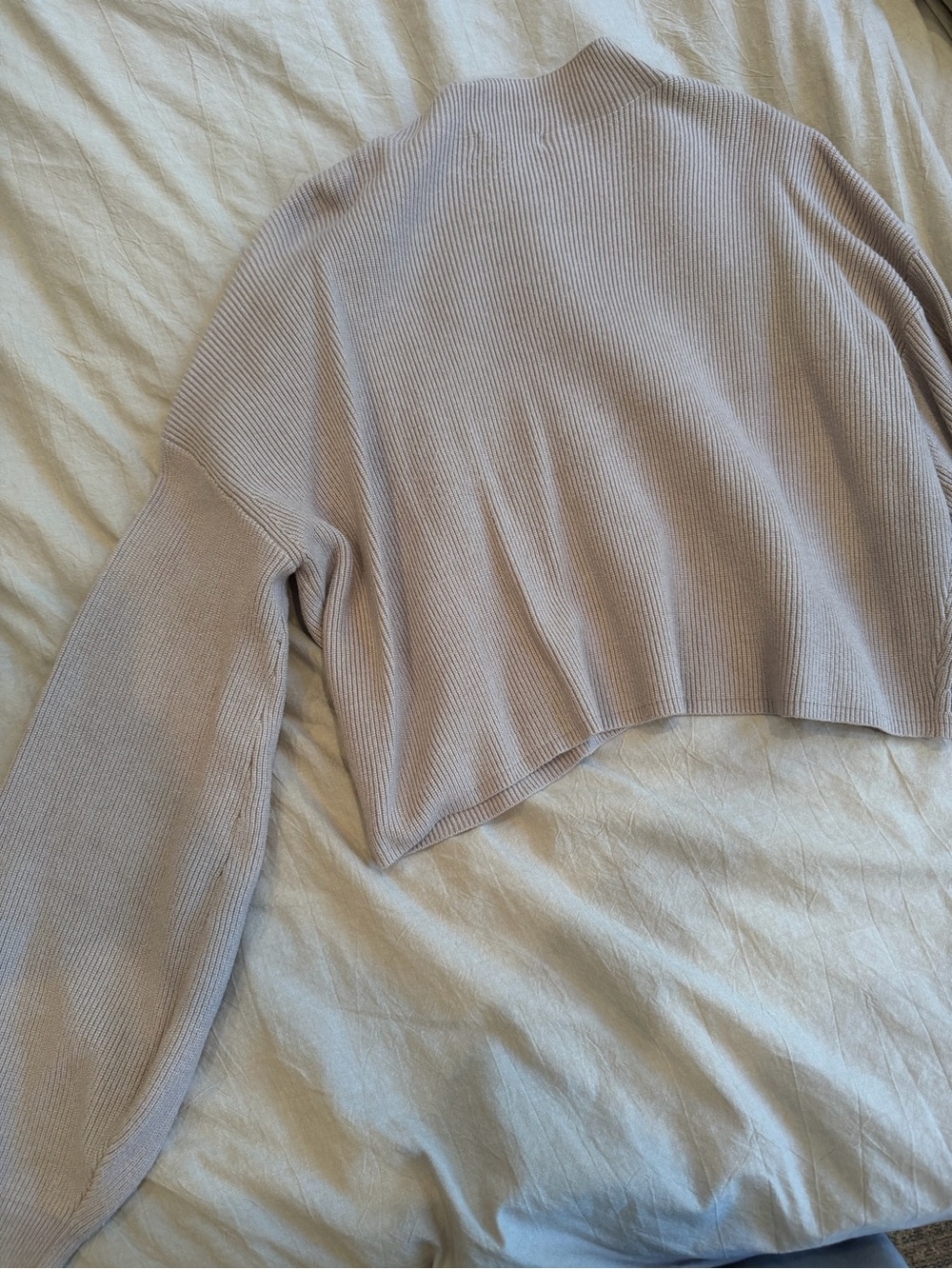 Mod Ref Cropped Light Gray Ribbed Mock Neck Sweater - Picture 5 of 5